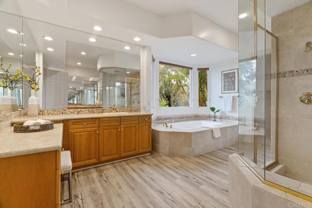 Detail Gallery Image 38 of 73 For 332 Cantle Ln, Encinitas,  CA 92024 - 5 Beds | 5/1 Baths