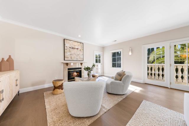 291 Atherton Avenue, Atherton CA: https://media.crmls.org/mediaz/048a48ff-4f0a-41d9-89c6-d3b26658c543.jpg