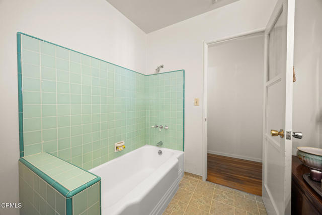 Detail Gallery Image 17 of 47 For 710 S Grand Ave, Pasadena,  CA 91105 - 4 Beds | 3 Baths