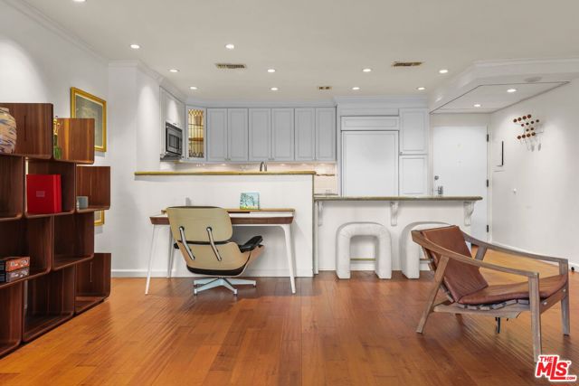 2170 Century Parkway, Los Angeles CA: https://media.crmls.org/mediaz/048aeb9d-765d-4a66-93c1-e14ab2a3de59.jpg