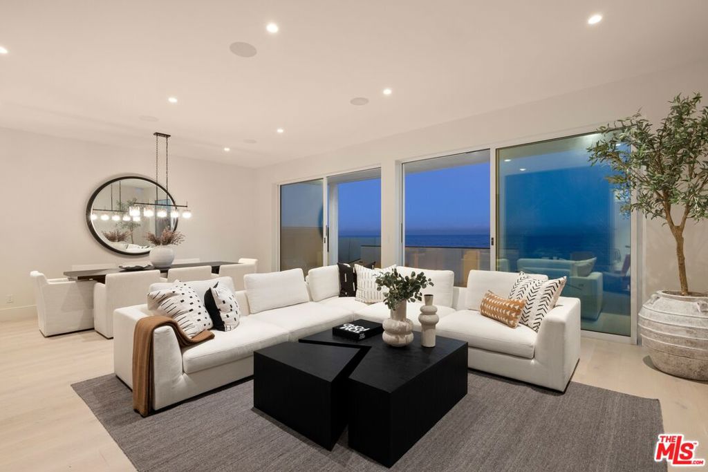 MLS #26850623 image #30