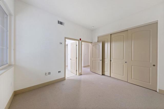 88 S Broadway, Millbrae CA: https://media.crmls.org/mediaz/048b3eda-df7d-4757-b2cd-9f9df9e30c22.jpg