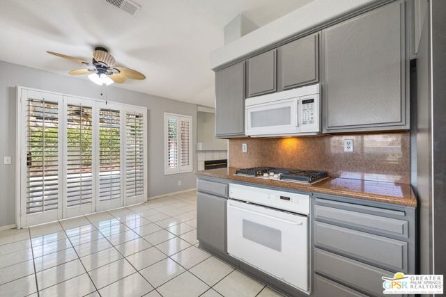 42667 Cardiff Street, Palm Desert CA: https://media.crmls.org/mediaz/048ba8e8-2f3e-4972-8ab1-9bf6f145f5f1.jpg