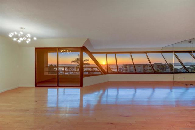 230 W Laurel Street, San Diego CA: https://media.crmls.org/mediaz/048c0344-d403-473d-b537-e44d79659d0d.jpg