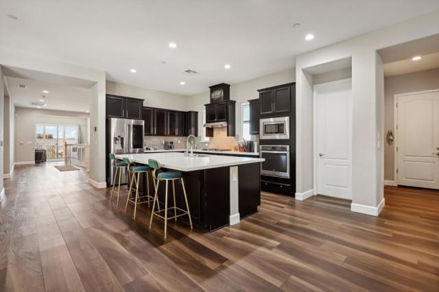 Image 15 of 45 For 5407 Aspen Meadows Drive