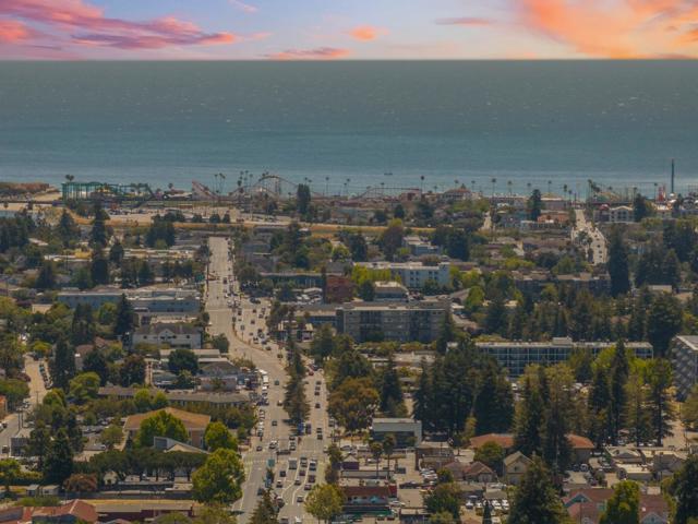 113 Claremont Terrace, Santa Cruz CA: https://media.crmls.org/mediaz/048c9084-776e-48c7-a537-94072c395ab1.jpg