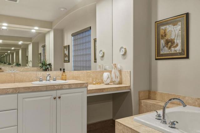 49700 Althea Court, La Quinta CA: https://media.crmls.org/mediaz/048c936e-2b17-4518-8eff-cf9556f0675e.jpg