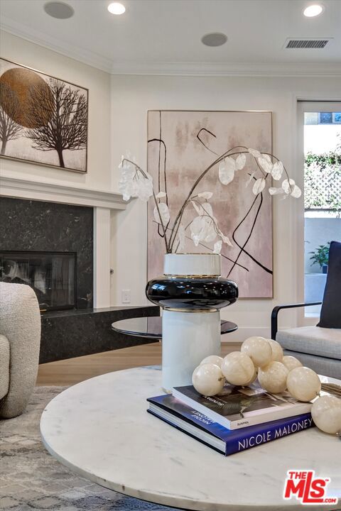 2517 Huntington Lane, Redondo Beach, California 90278, 4 Bedrooms Bedrooms, ,3 BathroomsBathrooms,Residential,Sold,Huntington,25607911