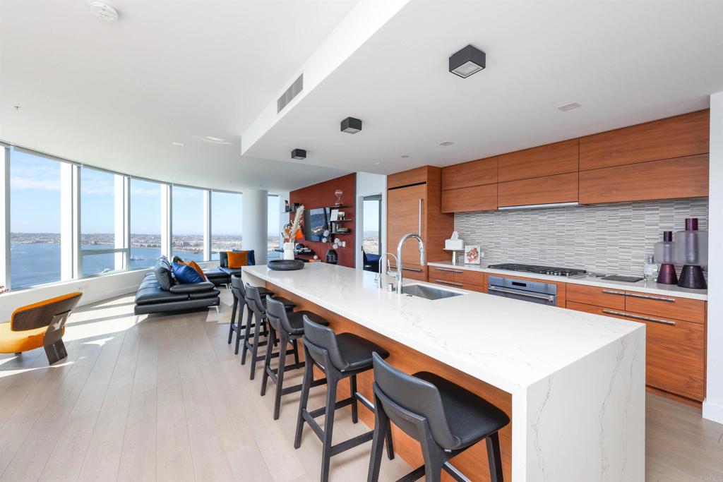 888 E Street - photo 13