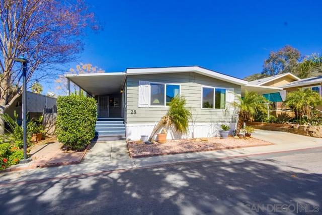 14215 Pecan Park Ln, El Cajon CA: https://media.crmls.org/mediaz/048facaa-b54d-4d2a-bbfa-cb0ee533368d.jpg