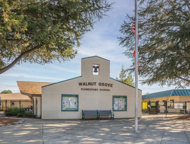 1874 Harvest Road, Pleasanton CA: https://media.crmls.org/mediaz/04903f16-47eb-45e2-b441-815612d92819.jpg