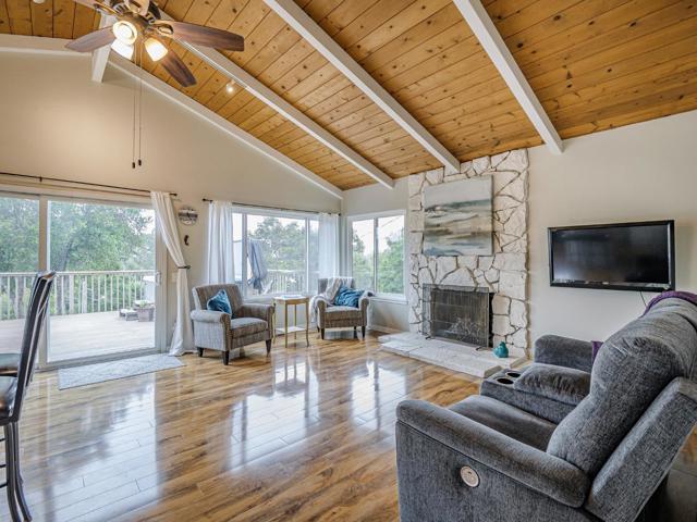 353 Allan Lane, Corralitos CA: https://media.crmls.org/mediaz/0493b4fc-6fe3-4374-93bd-d92bcc0c625e.jpg