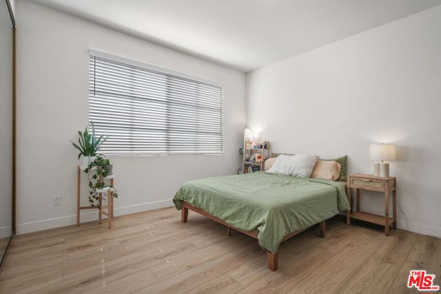 10336 Almayo Avenue, Los Angeles CA: https://media.crmls.org/mediaz/0493b997-e561-4655-aeca-ca55331b5641.jpg