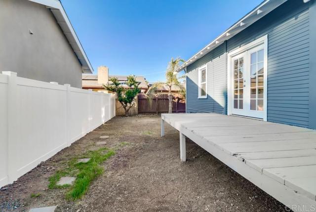Image 18 of 75 For 5044 Guava Avenue