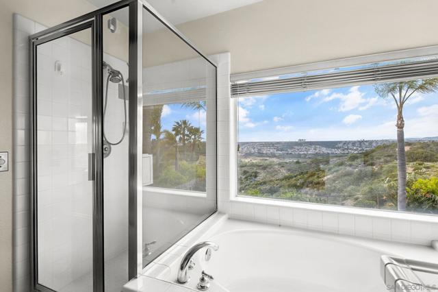 7560 Windy Ridge Rd, San Diego CA: https://media.crmls.org/mediaz/0495b932-e4e2-420b-a7a2-4ab88a98cc71.jpg