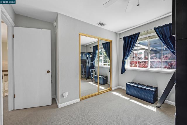 60 Rainbow Cir, Danville CA: https://media.crmls.org/mediaz/0495ba6f-df47-44e4-b8a5-fec893e2f721.jpg