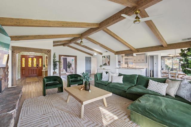 26086 Bear Valley Heights Road, Escondido CA: https://media.crmls.org/mediaz/0497221b-4259-4d98-9d5a-6e756d6bd37c.jpg