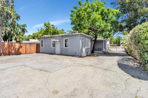 1219 Park Avenue, San Jose CA: https://media.crmls.org/mediaz/049831b2-be48-42ad-a0b4-eea1b62fa981.jpg