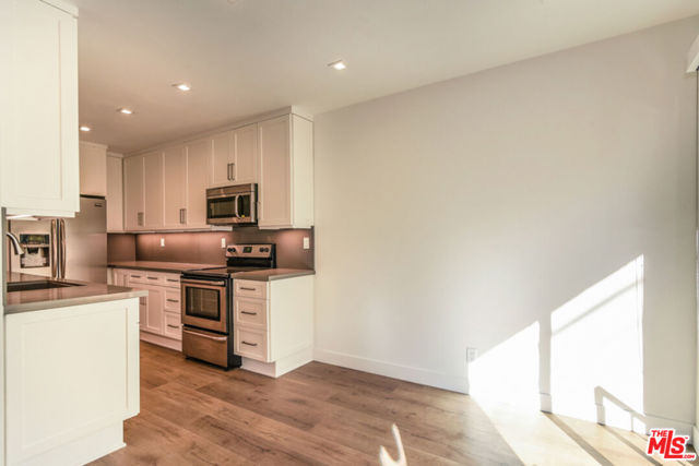 610 N Orlando Avenue, West Hollywood CA: https://media.crmls.org/mediaz/04993248-ab99-4fef-a388-9d80320585f4.jpg