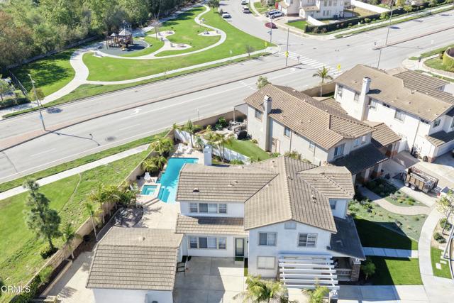 Detail Gallery Image 12 of 44 For 9898 Rhone St, Ventura,  CA 93004 - 4 Beds | 2/1 Baths