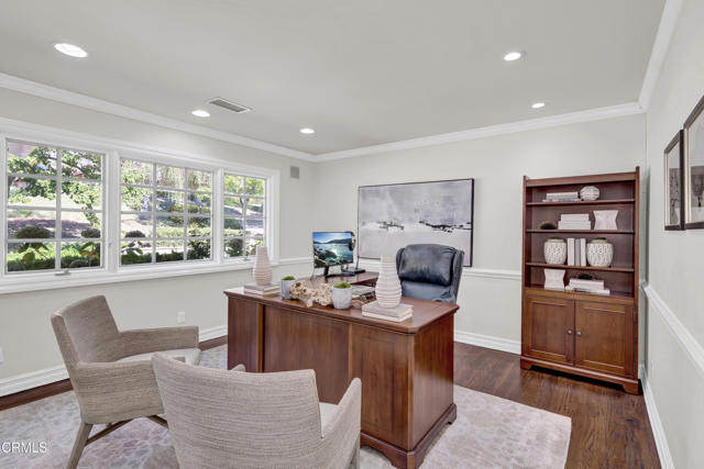 Detail Gallery Image 7 of 30 For 832 Valley Crest St, La Canada Flintridge,  CA 91011 - 5 Beds | 5/1 Baths