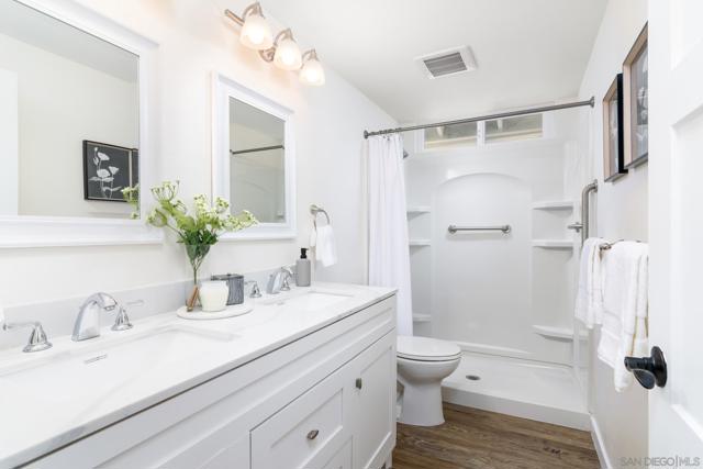 5805 Laramie Way, San Diego CA: https://media.crmls.org/mediaz/049b95a7-fd9d-4f0d-95e2-84d75e03fe91.jpg