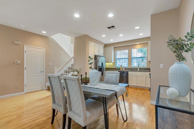 1127 Lund Terrace, Sunnyvale CA: https://media.crmls.org/mediaz/049c42d2-0282-4d95-9e7a-49d0ce0886d6.jpg