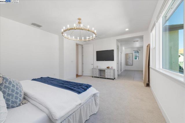 4058 Chalk Hill Way, Dublin CA: https://media.crmls.org/mediaz/049dcc4e-f716-4fe9-9af3-69ccca561ab8.jpg