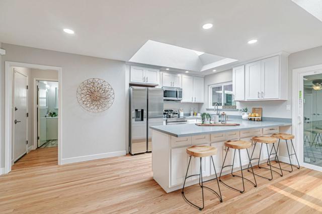 1390 Pointe Claire Drive, Sunnyvale CA: https://media.crmls.org/mediaz/049e2ea5-df40-4f98-ac21-bb6183a922ed.jpg