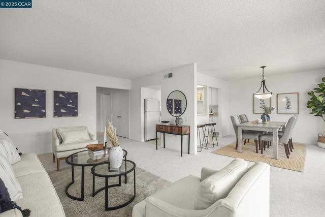 1935 Golden Rain Rd, Walnut Creek CA: https://media.crmls.org/mediaz/049f593b-6155-42f8-a7f2-50c90c64dcba.jpg
