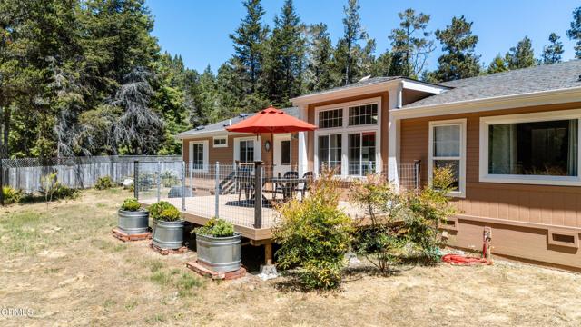 29331 Albion Ridge Road, Albion CA: https://media.crmls.org/mediaz/049f87ad-20c9-4421-952a-ec0621fa08a9.jpg