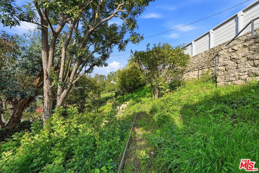 MLS #25622989 image #33