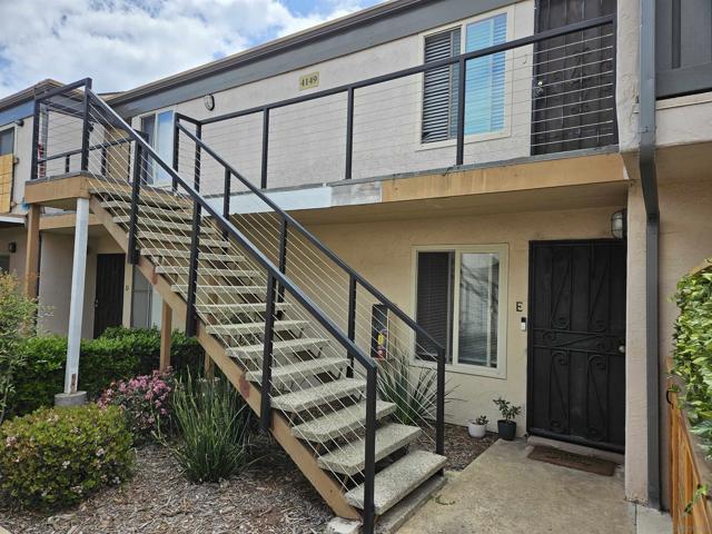 4116 Mount Alifan Pl, San Diego CA: https://media.crmls.org/mediaz/04a2152b-a5db-4481-ae03-6bc5587c8511.jpg