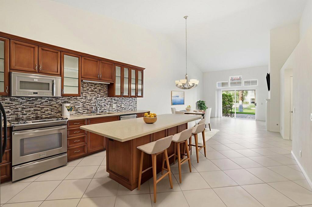 MLS #219138425PS image #3