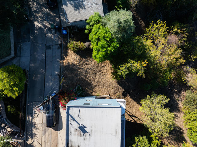 Detail Gallery Image 6 of 8 For 1867 Burnell Dr, Los Angeles,  CA 90065 - – Beds | – Baths