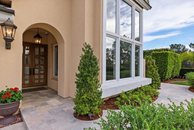 Detail Gallery Image 11 of 74 For 14323 Rancho Santa Fe Lakes Dr, Rancho Santa Fe,  CA 92067 - 5 Beds | 4/1 Baths