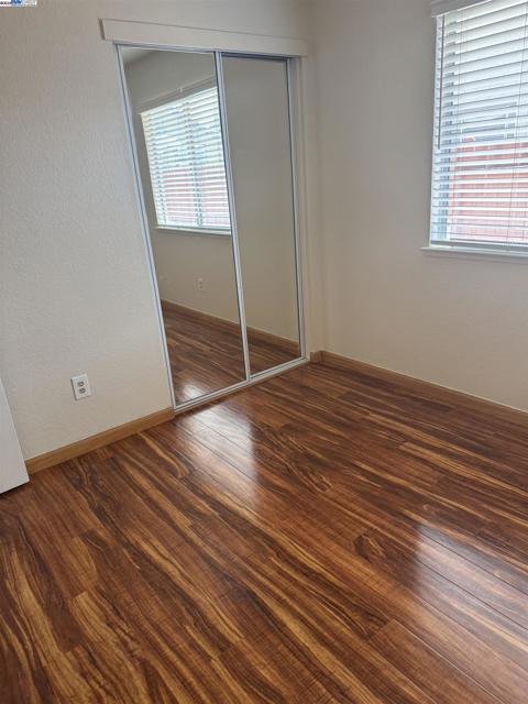 5325 Avante Lane, Salida CA: https://media.crmls.org/mediaz/04a500da-0eaf-4388-a7d8-c87cece4d648.jpg