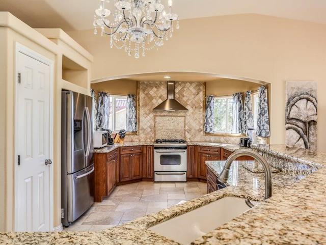Image 7 of 34 For 9501 Clubhouse Boulevard