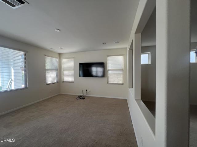 Image 4 of 46 For 6675 Pinnacle Way