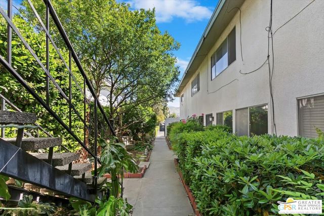 171 E Ralston Avenue, San Bernardino CA: https://media.crmls.org/mediaz/04a82b8f-9bed-43c9-a1c6-fa984132565d.jpg