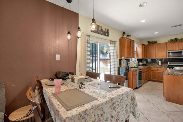 83554 Big Bear Place, Coachella CA: https://media.crmls.org/mediaz/04a87657-7e44-4ff9-9e6b-227e0166cf34.jpg