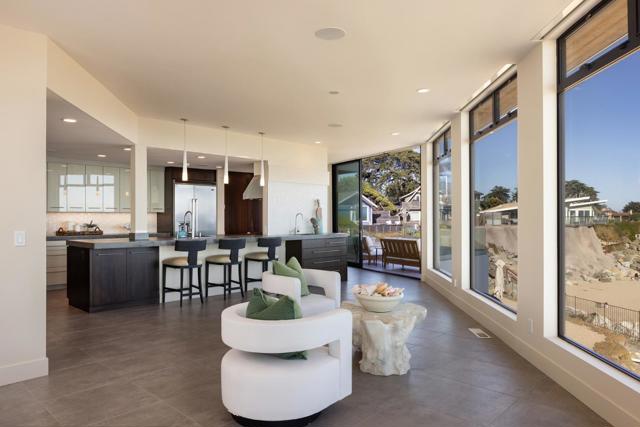 2900 E Cliff Drive, Santa Cruz CA: https://media.crmls.org/mediaz/04a8e4d1-05c8-49fe-a7a0-4dd8a1f95353.jpg