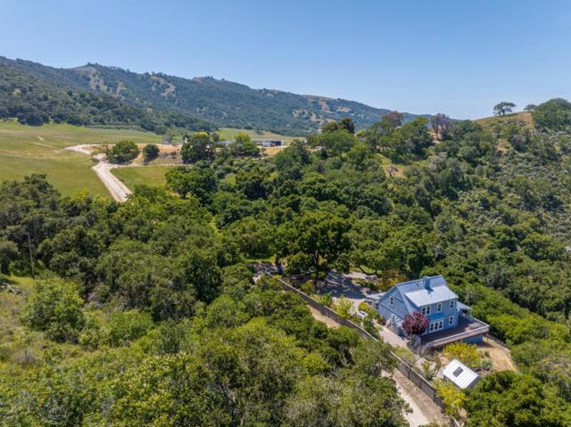 28900 Underwood Road,  CA: https://media.crmls.org/mediaz/04a9fb29-4211-4f0f-b7dc-0ba494ebb37a.jpg