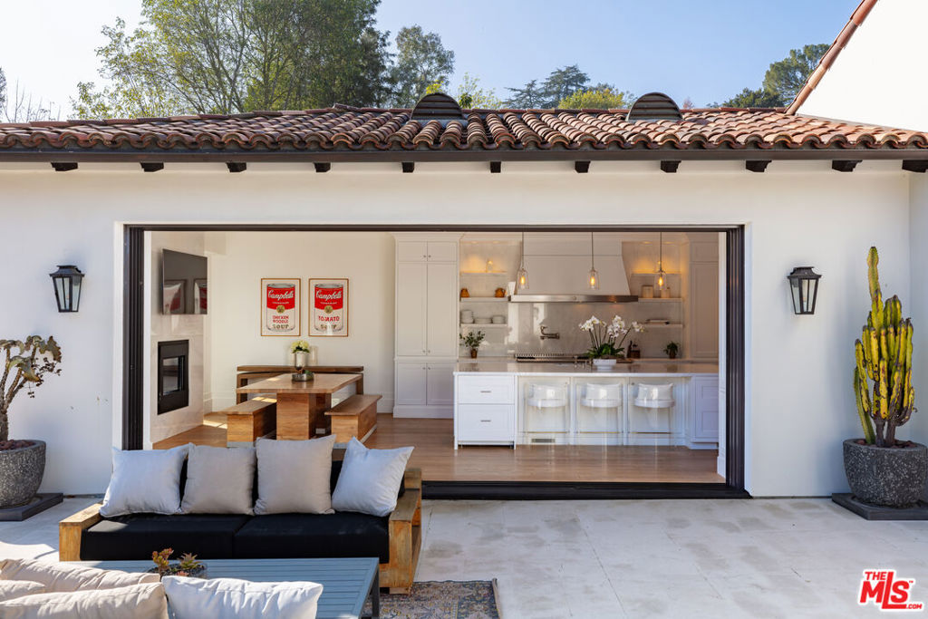 3160 Coldwater Canyon AvenueStudio City img 14