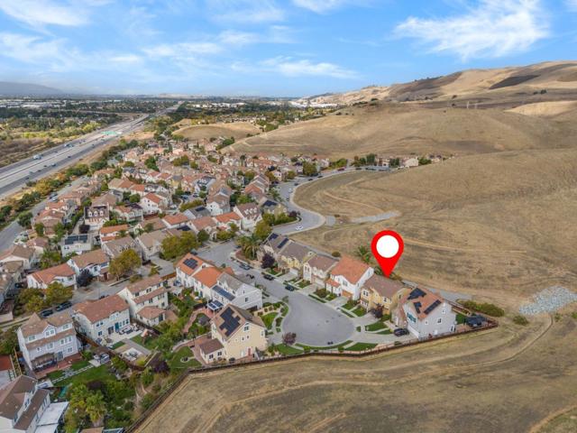 7260 Clear Vista Court, San Jose CA: https://media.crmls.org/mediaz/04ab0c02-aa87-4fa2-a8b1-df2e241f71dd.jpg
