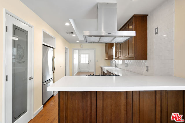 3141 Fairmount Avenue, La Crescenta CA: https://media.crmls.org/mediaz/04ab3dbd-a560-4d03-9e4c-9a59395e0ebd.jpg