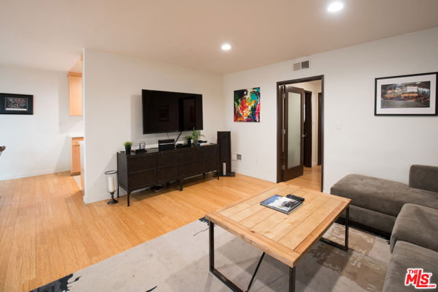 931 N ALFRED Street, Los Angeles CA: https://media.crmls.org/mediaz/04ab6fd3-dee9-4d8c-ab83-9310951ad66a.jpg