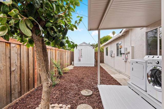 Image 36 of 38 For 4431 Margery Dr