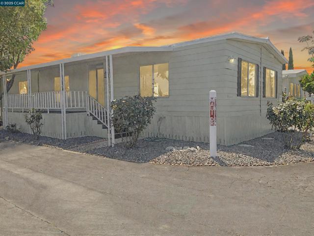 165 Tiki Ln., Pittsburg CA: https://media.crmls.org/mediaz/04ae5be9-d071-4a92-b1ef-09c968d44675.jpg