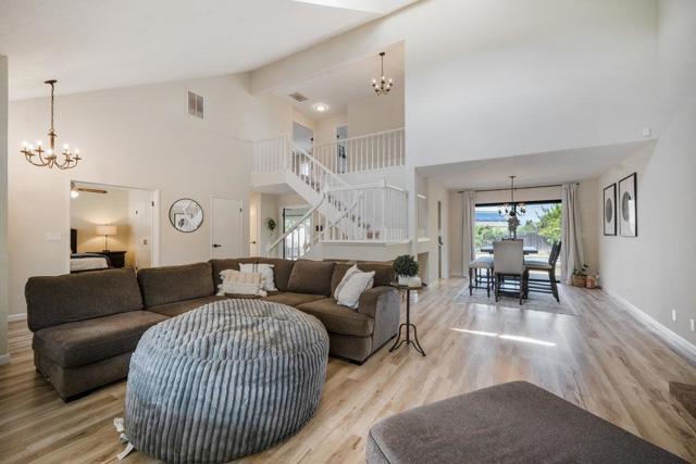 1711 Mantelli Drive, Gilroy CA: https://media.crmls.org/mediaz/04af7eba-88f8-48d2-b163-18c1820be6fb.jpg